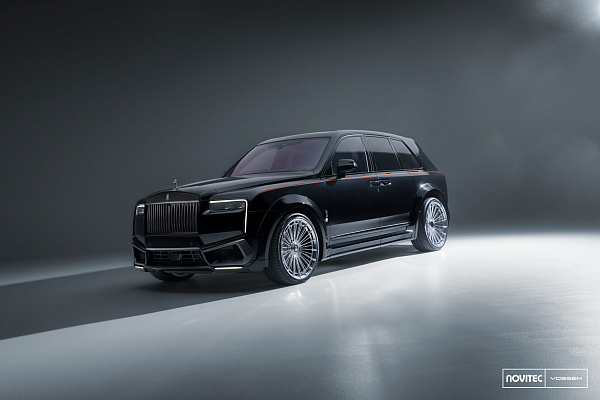 Фото дисков NOVITEC SP4 Глянцевый лак на Rolls-Royce Cullinan