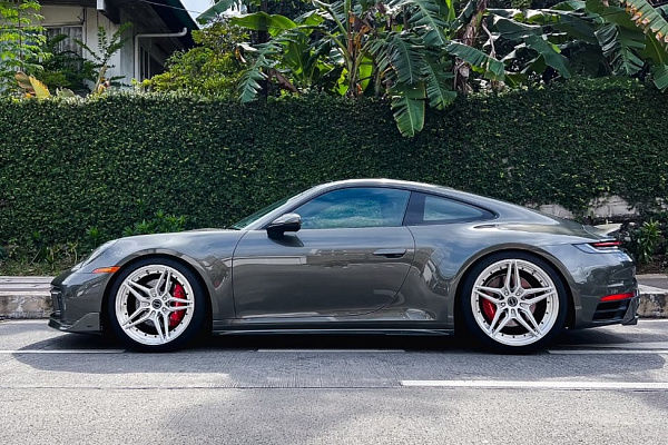 Фото дисков Brixton Forged VL2 Глянцевый лак на Porsche 911 VIII