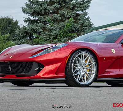 Фото дисков Anrky S1-X1 на Ferrari 812