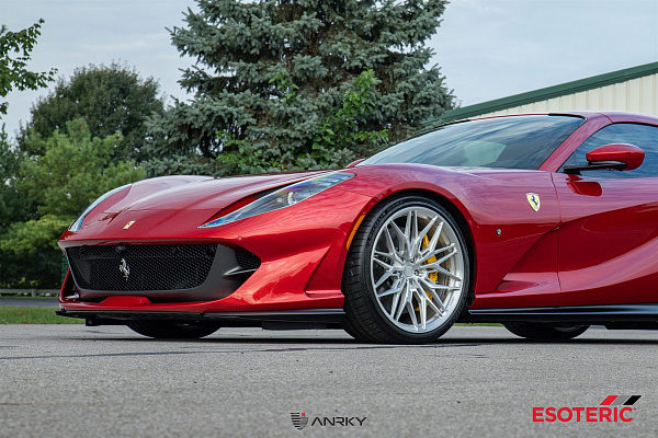 Фото дисков Anrky S1-X1 Глянцевый лак на Ferrari 812