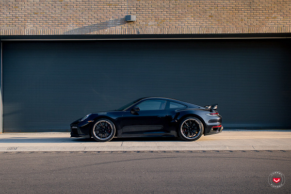 Фото дисков Vossen EVO-2R (3-Piece) Черный сатин на Porsche 911 VIII