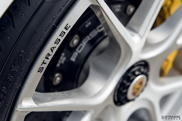 Фото дисков Strasse Wheels SM5R Deep Concave Monoblock Глянцевый лак на Porsche 911 VII