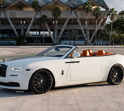 Фото дисков Strasse Wheels SV15T Deep Concave Duoblock RR на Rolls-Royce Ghost I