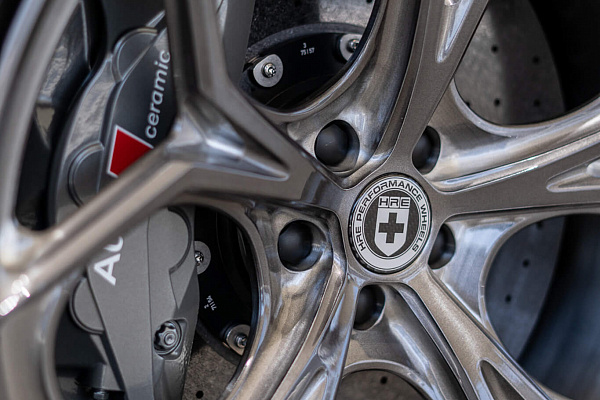 Фото дисков HRE P111SC Глянцевый темный лак на Audi A/RS 7 (4K)