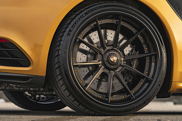 Фото дисков Strasse Wheels SV10 Deep Concave FS Черный матовый на Porsche 911 VII