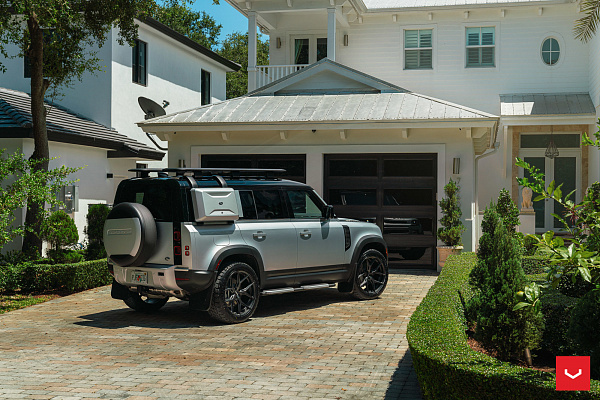 Фото дисков Vossen HF-5 Черный сатин на Land Rover Defender II