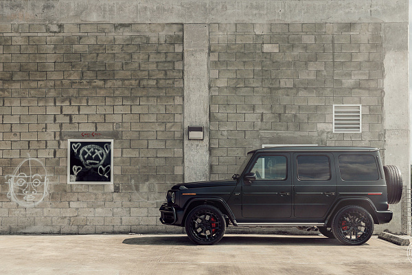 Фото дисков Vossen UV-X Черный глянец на Mercedes-Benz G-Class III