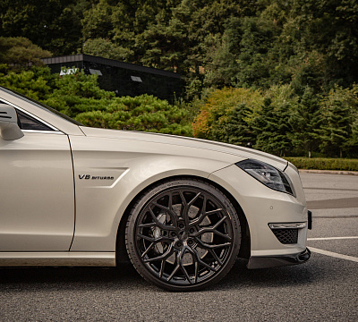 Фото дисков Vossen HF-2 на Mercedes-Benz CLS (C218)