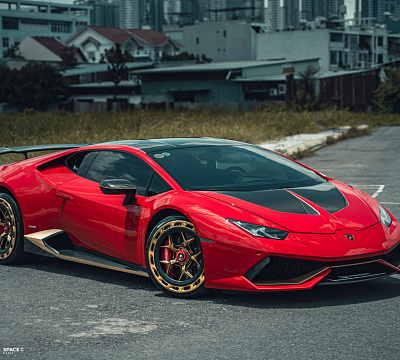 Фото дисков Brixton Forged PF7 Aerotech на Lamborghini Huracan
