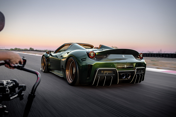 Фото дисков Brixton Forged R11-RS Глянцевая бронза на Ferrari 458