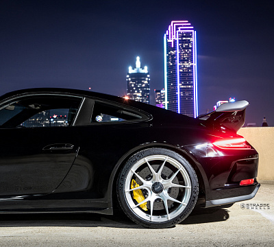 Фото дисков Strasse Wheels SM5R Deep Concave Monoblock на Porsche 911 VIII