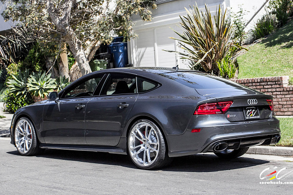 Фото дисков CEC C882 Глянцевый лак на Audi A/RS 7 (4G)