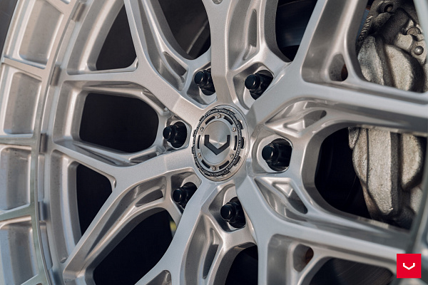 Фото дисков Vossen HFX-1 (6-Lug) Серебро на Toyota Tundra III