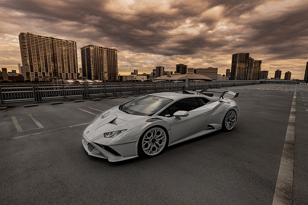 Фото дисков Brixton Forged PF14 R / RS Другой цвет на Lamborghini Huracan