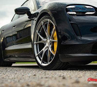 Фото дисков Vossen RS74 на Porsche Taycan I