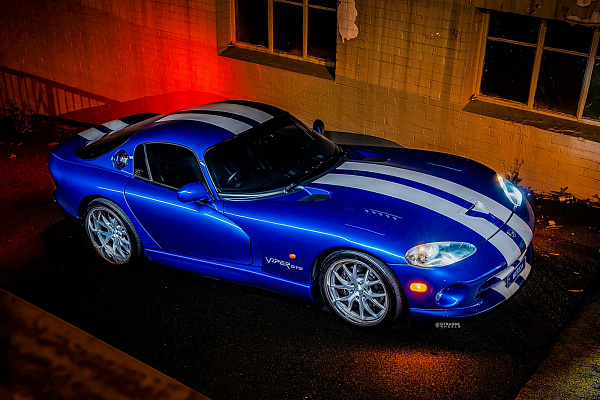 Фото дисков Strasse Wheels SM6R Signature Глянцевый лак на Dodge Viper