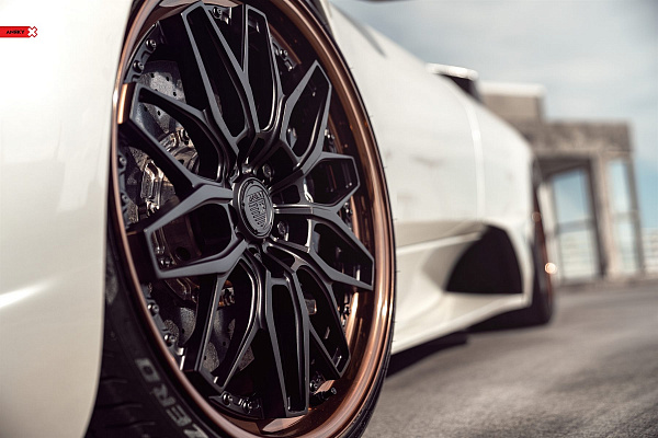 Фото дисков Anrky RS1 Черный сатин на Lamborghini Murcielago