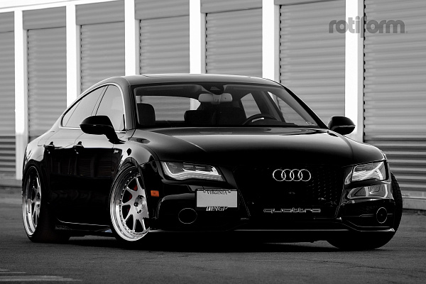 Фото дисков Rotiform OZT Серебро на Audi A/RS 7 (4G)