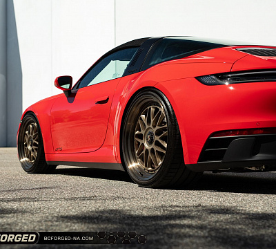 Фото дисков BC Forged MHK519 на Porsche 911 VIII