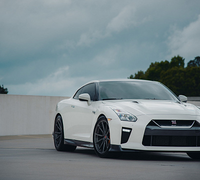 Фото дисков Vossen M-X2 на Nissan GT-R