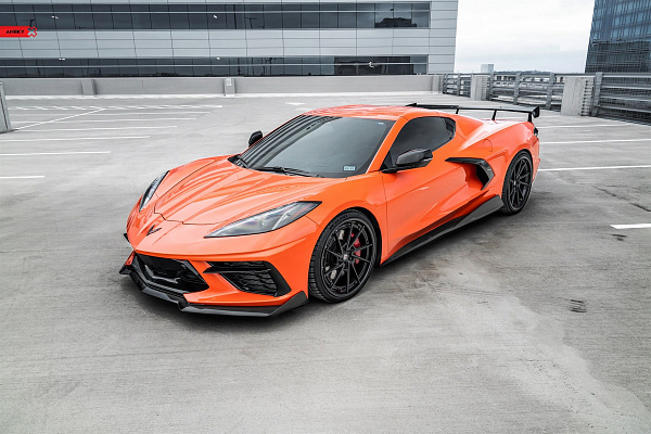 Фото дисков Anrky AN33 Черный сатин на Chevrolet Corvette C8