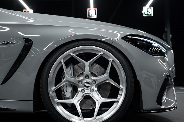Фото дисков Radi8 Raijin Глянцевый лак на Mercedes-Benz CLE