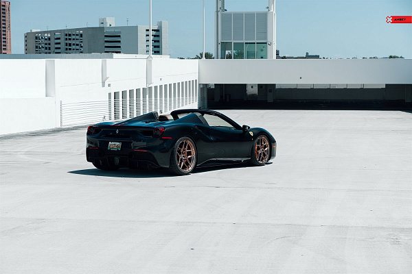 Фото дисков Anrky S1-X4 Глянцевая бронза на Ferrari 812