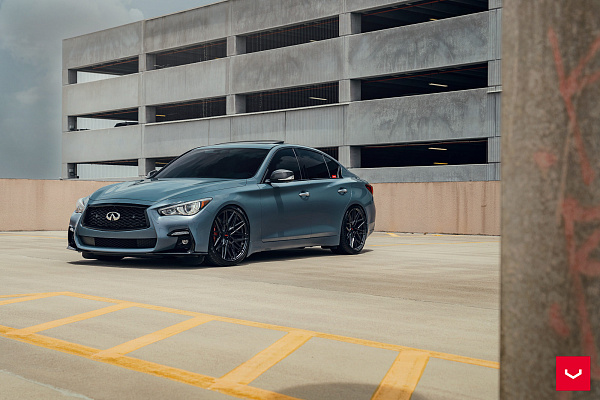 Фото дисков Vossen HF-7 Черный глянец на Infiniti Q50