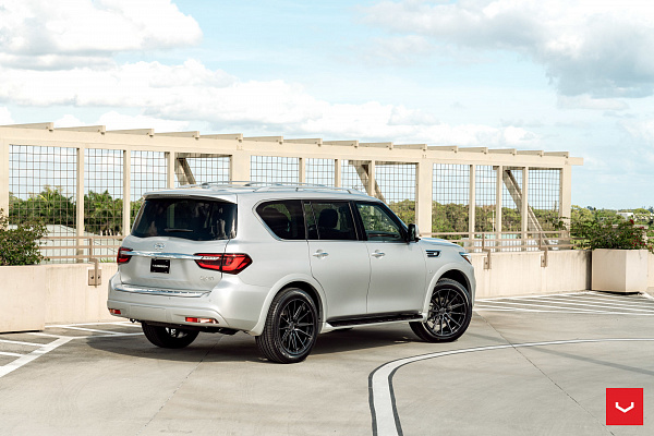 Фото дисков Vossen HF6-1 Глянцевый темный лак на Infiniti QX80 I