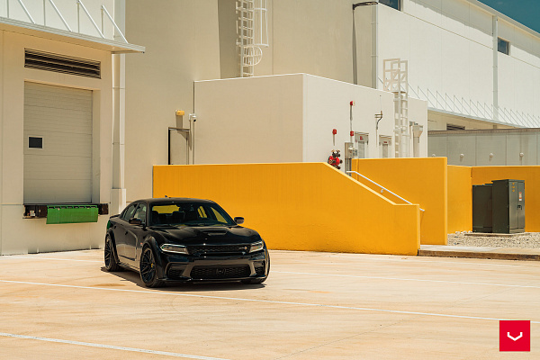 Фото дисков Vossen HF-7 Черный сатин на Dodge Charger VII