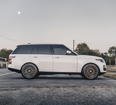 Фото дисков Brixton Forged LX01 на Land Rover Range Rover IV