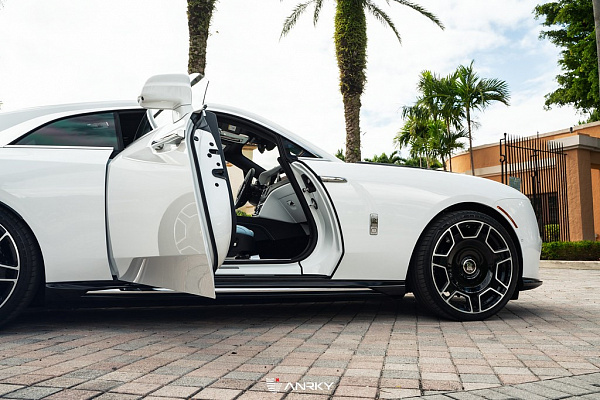 Фото дисков Anrky RF-177 Алмазная проточка на Rolls-Royce Spectre