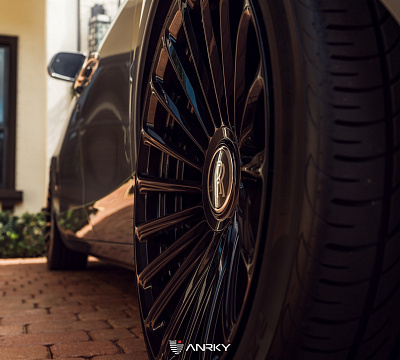 Фото дисков Anrky RF-282 на Rolls-Royce Ghost I