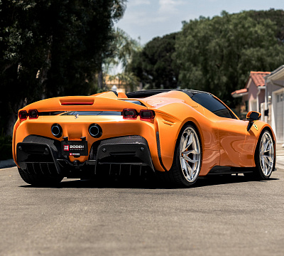 Фото дисков HRE S201H на Ferrari SF90