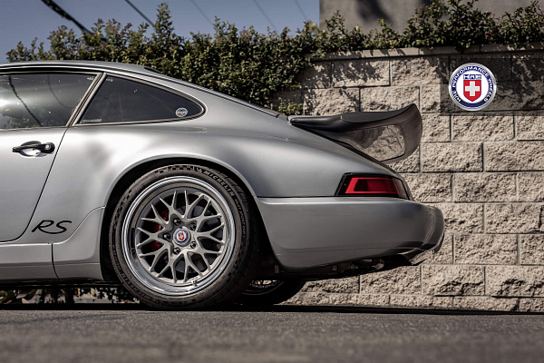 Фото дисков HRE 520 Серебро на Porsche 911 III
