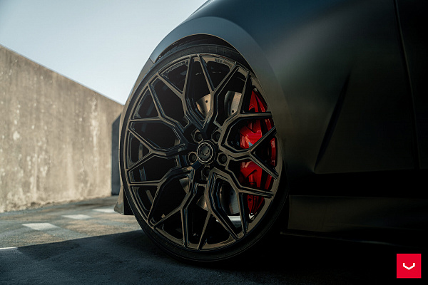 Фото дисков Vossen HF-2 Черный глянец на BMW 3/M3 (G2x/G80)