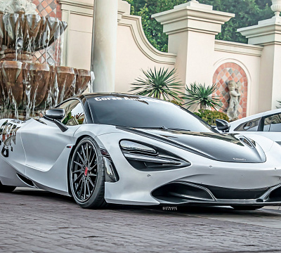 Фото дисков Strasse Wheels SV15T Deep Concave FS на McLaren 720S