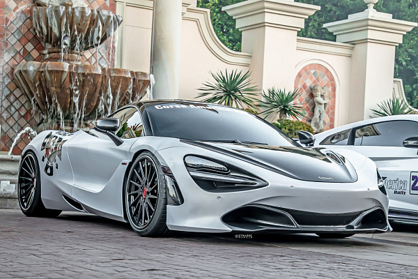 Фото дисков Strasse Wheels SV15T Deep Concave FS Другой цвет на McLaren 720S