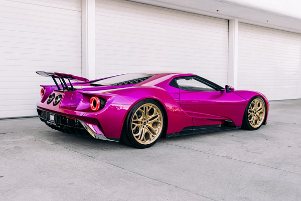 Фото дисков Brixton Forged PF14 R / RS Глянцевая шампань на Ford GT II