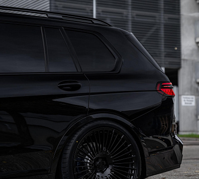 Фото дисков ST Wheels ST3 на BMW X7 (G07)