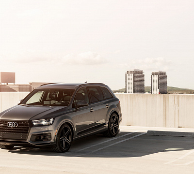 Фото дисков Vossen HF-1 на Audi Q7 (4M)