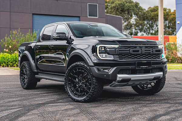 Фото дисков Vossen HFX-1 (6-Lug) Черный глянец на Ford Ranger T6.2