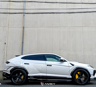 Фото дисков Anrky RS5.3 на Lamborghini Urus