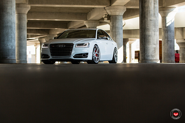 Фото дисков Vossen CG-205 Сатиновый лак на Audi A/S 8 (D4)