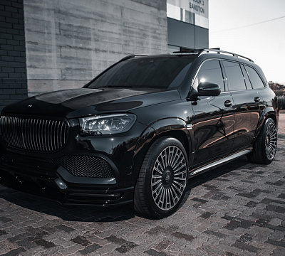 Фото дисков Brixton Forged LX07 на Mercedes-Benz GLS (X167)