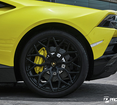 Фото дисков Vossen S17-01 на Lamborghini Huracan