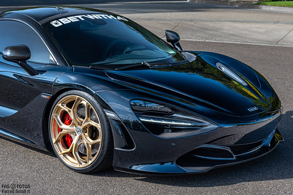 Фото дисков HRE P111SC Глянцевая шампань на McLaren 720S
