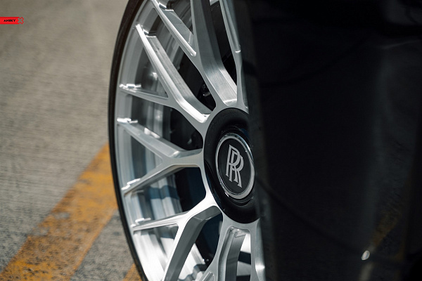 Фото дисков Anrky RF-277 Глянцевый лак на Rolls-Royce Phantom