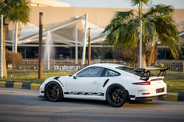 Фото дисков HRE P101 Черный сатин на Porsche 911 VII