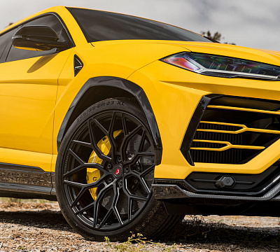 Фото дисков Vossen S17-01 на Lamborghini Urus